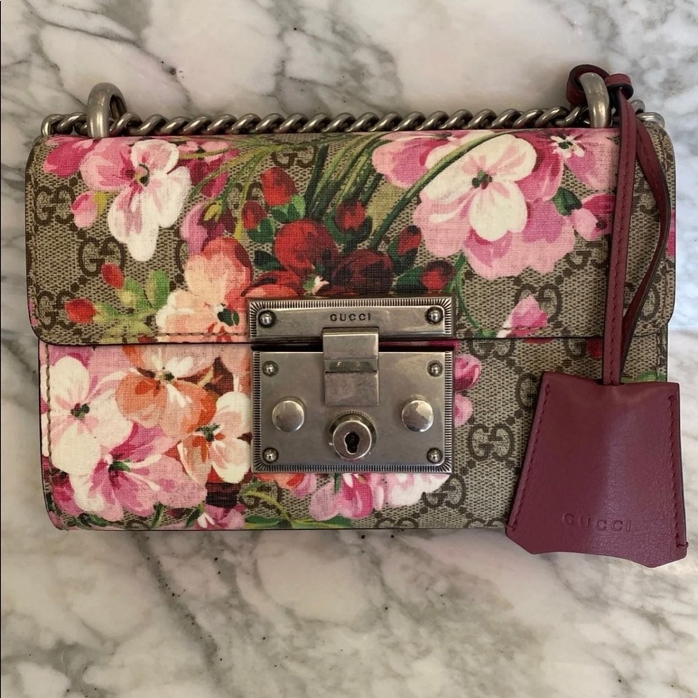 ‼️SOLD‼️ Gucci Blooms Supreme Small Padlock Bag